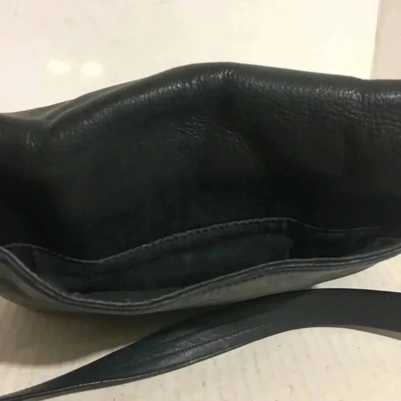 Club Monaco black leather hobo handbag - Picture 4 of 8